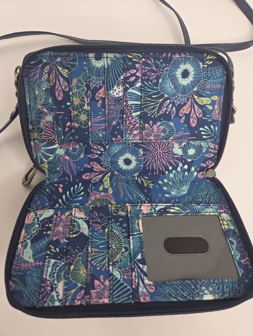 Sakroots Smartphone Crossbody Wallet Royal Blue Seascape - Picture 7 of 10